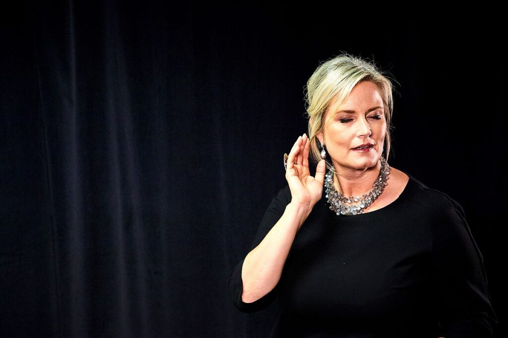 camilla nylund singing american sonbgook