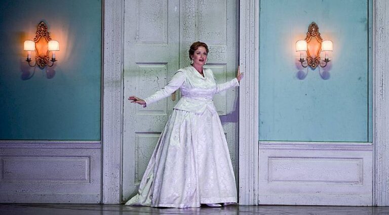 camilla nylund performing Tristan und Isolde